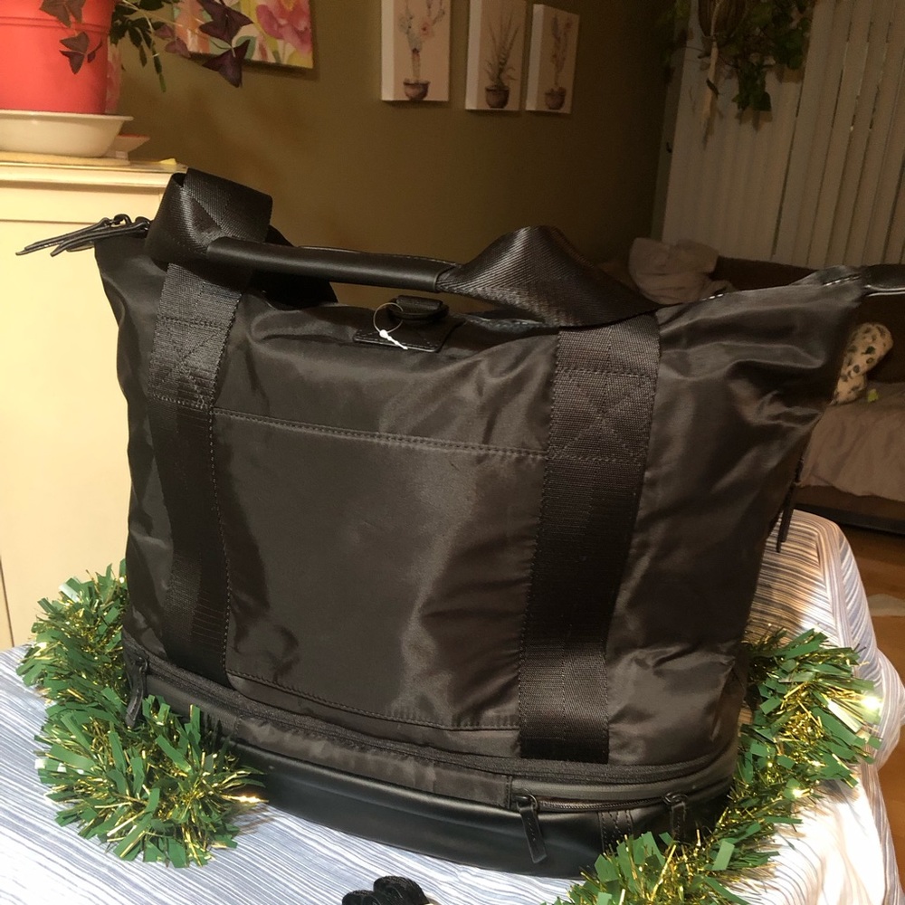 Brand new Bugatti everyday bag